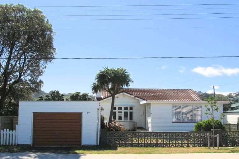 Photo of property in 17 Puriri Street, Miramar, Wellington, 6022