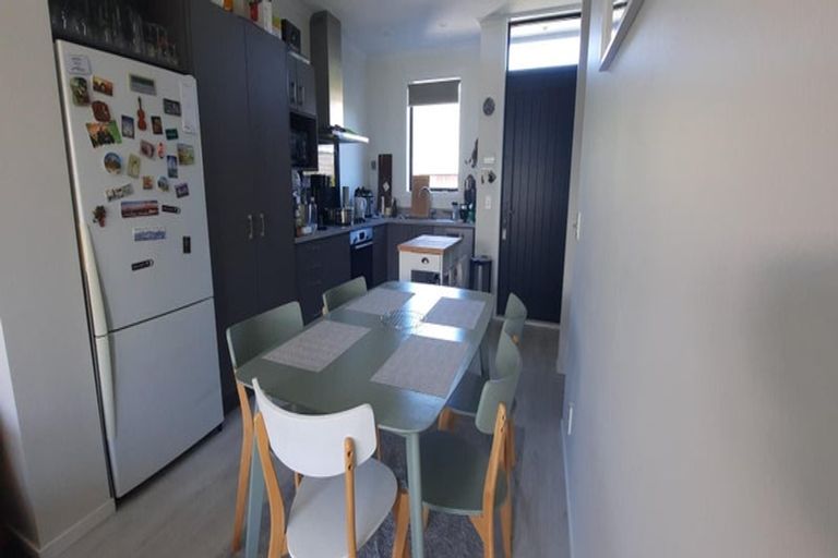 Photo of property in 14 Kauamo Close, Waiwhetu, Lower Hutt, 5010