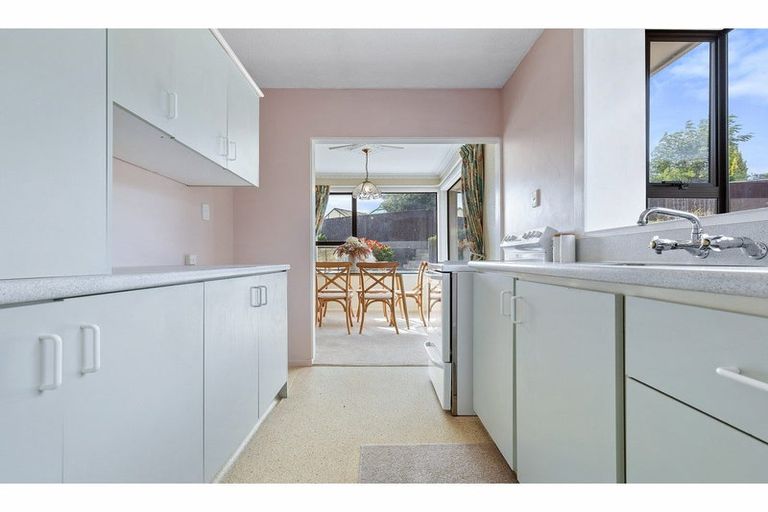 Photo of property in 9 Doyle Place, Avondale, Christchurch, 8061