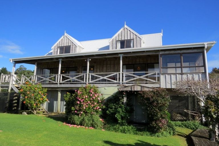 Photo of property in 17 Little Bay Drive, Waikawau, Coromandel, 3584