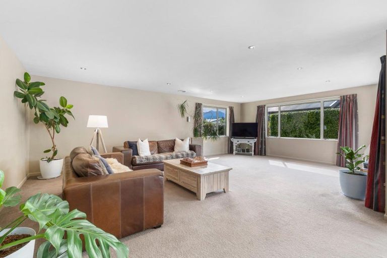 Photo of property in 24 Tyndall Street, Wanaka, 9305