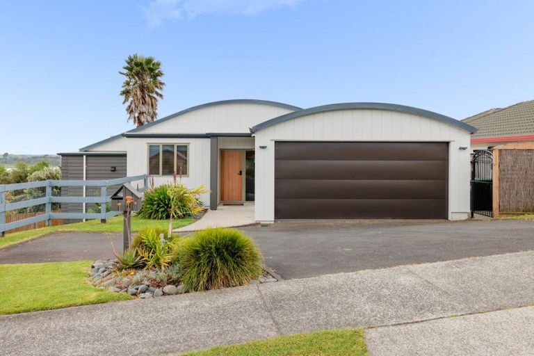 Photo of property in 7 Maddison Place, Welcome Bay, Tauranga, 3112