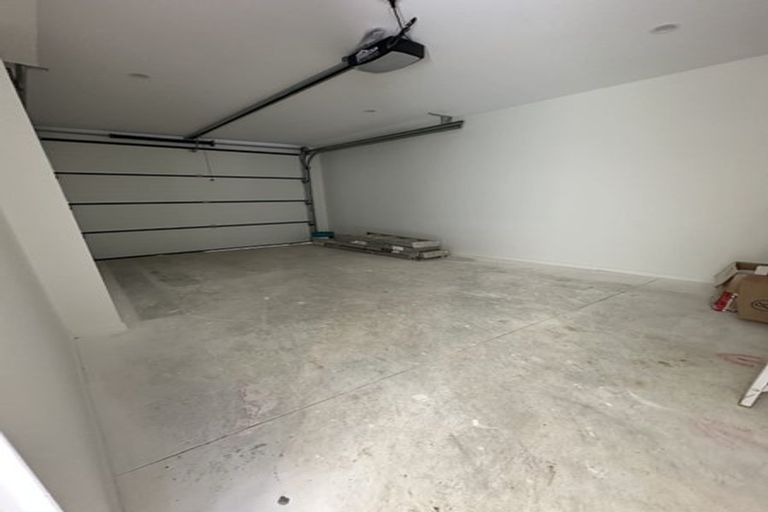 Photo of property in 93 Hutchinsons Road, Bucklands Beach, Auckland, 2014