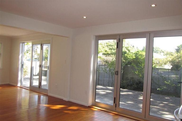 Photo of property in 1/139 Totara Street, Riccarton, Christchurch, 8041