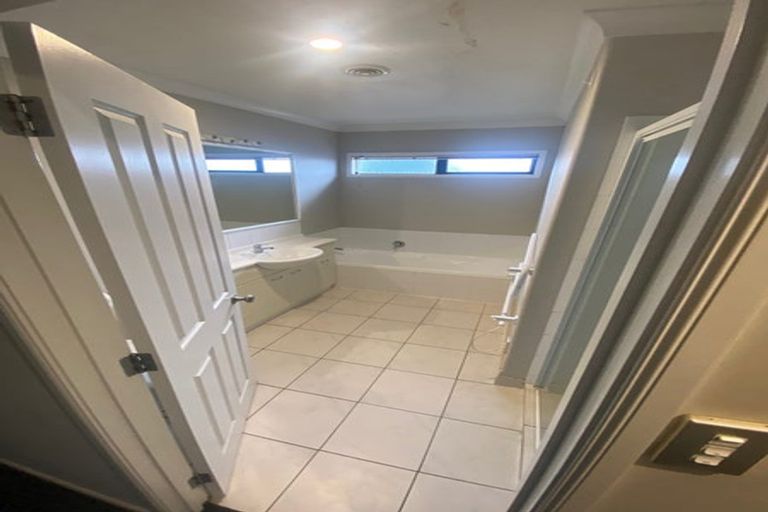 Photo of property in 572 Bower Avenue, Parklands, Christchurch, 8083