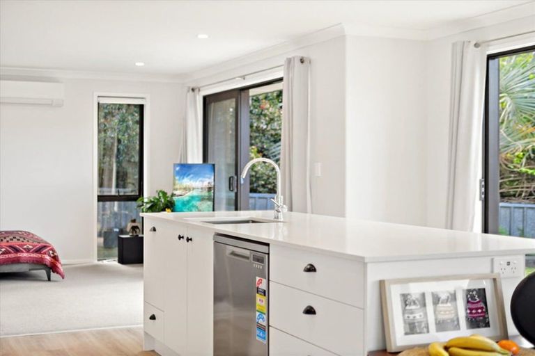 Photo of property in 2a No 2 Road, Te Puke, 3119