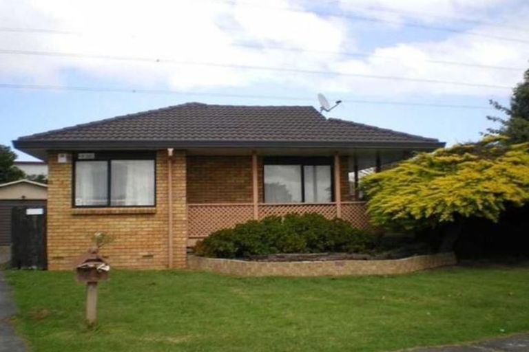 Photo of property in 24 Heathridge Place, Burswood, Auckland, 2013