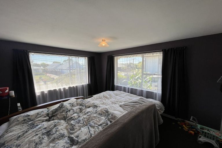 Photo of property in 32 Munro Street, Redwood, Christchurch, 8051