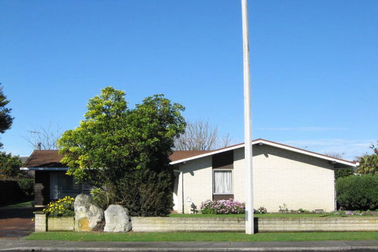 Photo of property in 105 Frimley Avenue, Frimley, Hastings, 4120