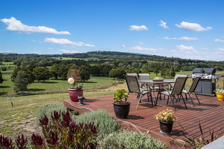 Photo of property in 105 Kerehunga Road, Poroti, Whangarei, 0179