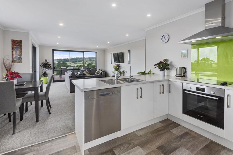 Photo of property in 105 Kerehunga Road, Poroti, Whangarei, 0179