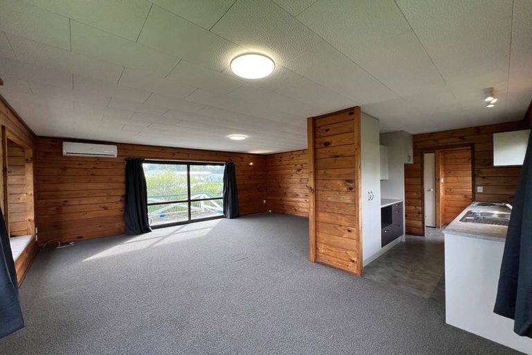 Photo of property in 1/286 Wairau Road, Glenfield, Auckland, 0629