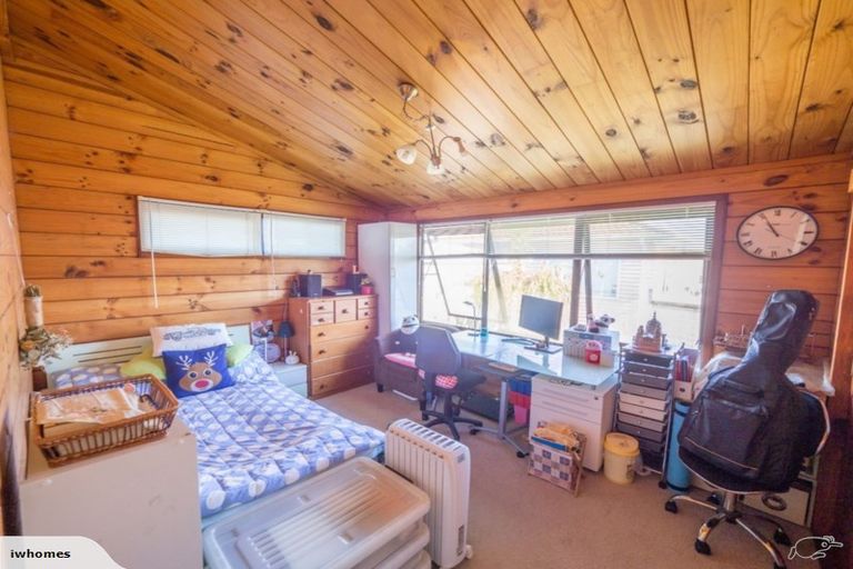 Photo of property in 20 Hedge Row, Sunnyhills, Auckland, 2010