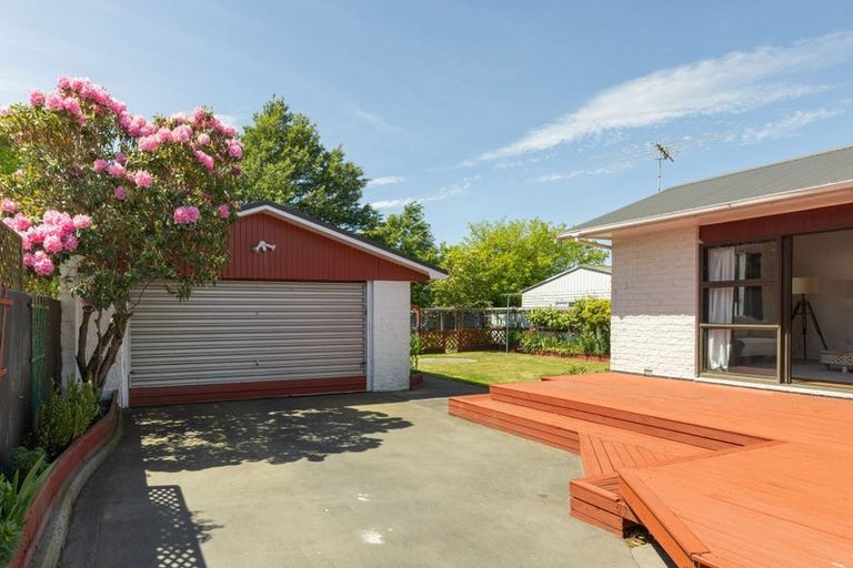 Photo of property in 12 Fairmont Place, Hornby, Christchurch, 8042