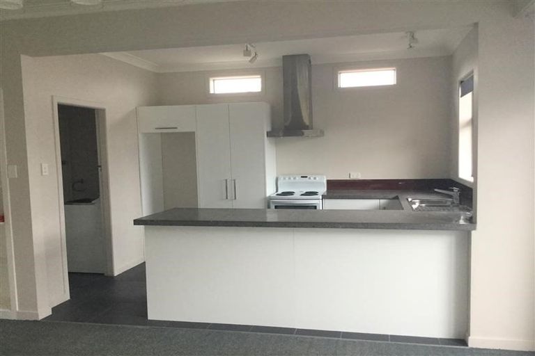 Photo of property in 40 Robe Street, New Plymouth, 4310