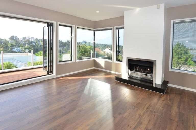 Photo of property in 22 Wentwood Place, Torbay, Auckland, 0630