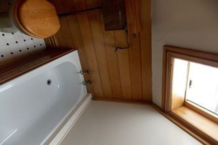 Photo of property in 19 Ascot Street, Thorndon, Wellington, 6011