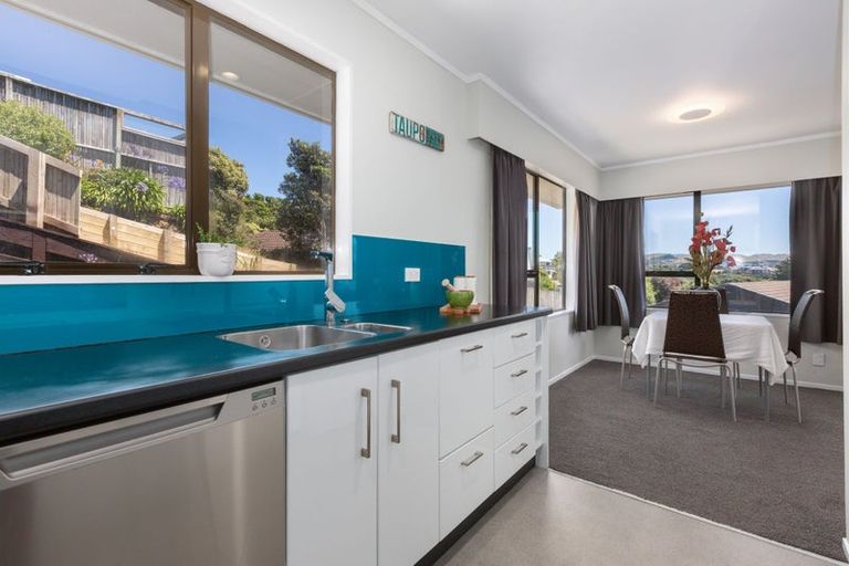 Photo of property in 31a Bodmin Terrace, Camborne, Porirua, 5026