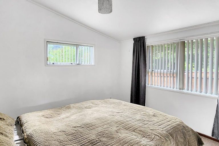 Photo of property in 91b Main Road, Wainuiomata, Lower Hutt, 5014