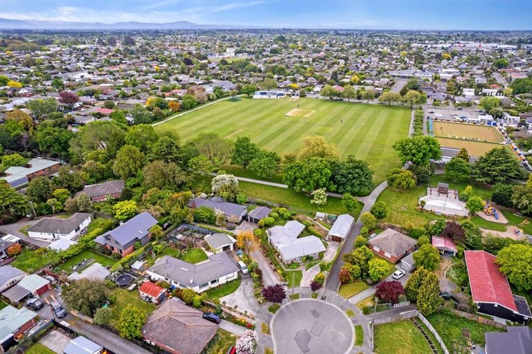 Photo of property in 47 Torquay Place, Bryndwr, Christchurch, 8053