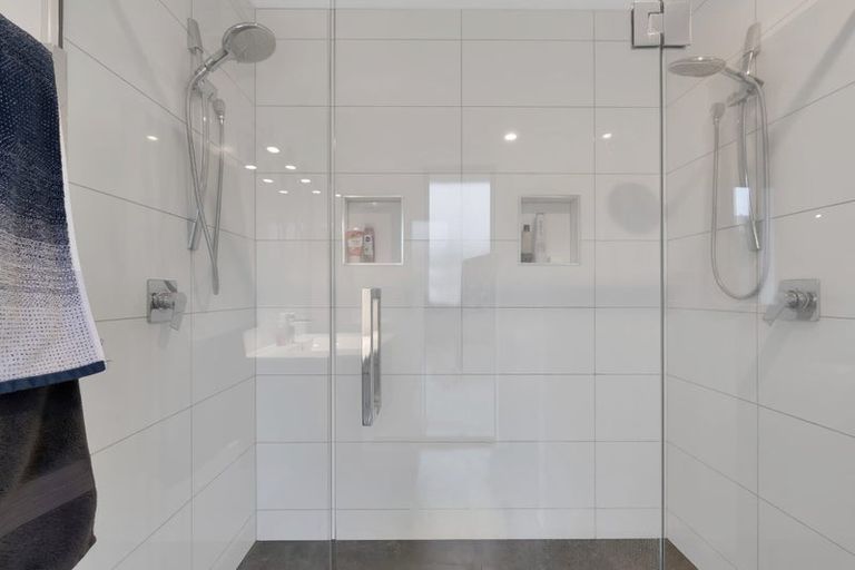 Photo of property in 63 Willowside Place, Amberley, 7410