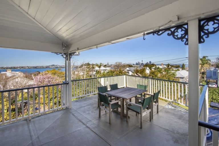 Photo of property in 22 Mays Street, Devonport, Auckland, 0624