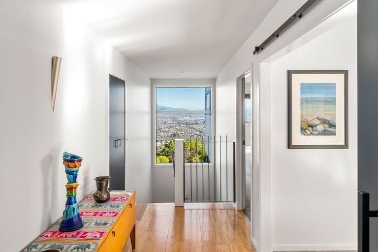 Photo of property in 1 Commodore Place, Britannia Heights, Nelson, 7010