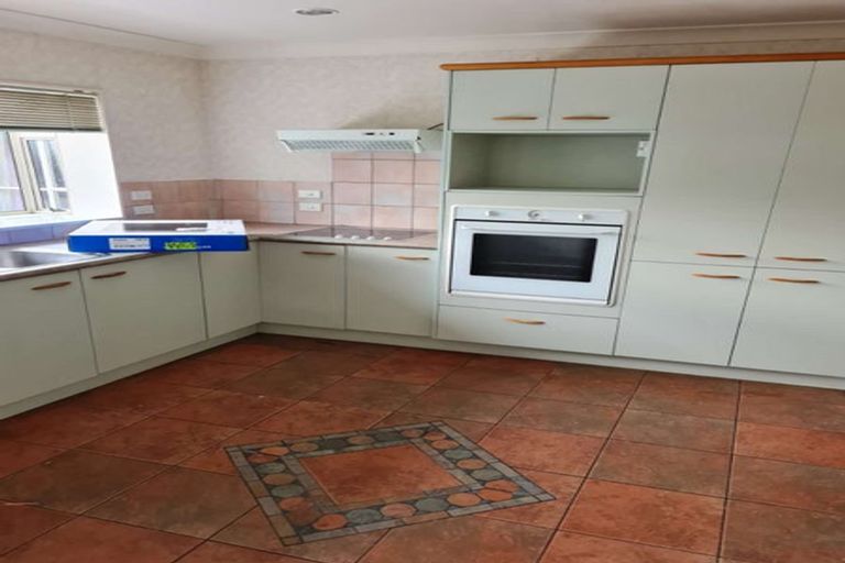 Photo of property in 8 Harvest Court, Paraparaumu, 5032