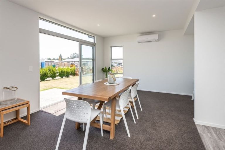 Photo of property in 1 Catchpole Place, Woodend, 7610