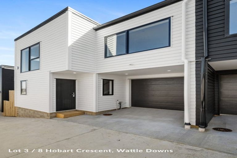 Photo of property in 8 Hobart Crescent, Wattle Downs, Auckland, 2103