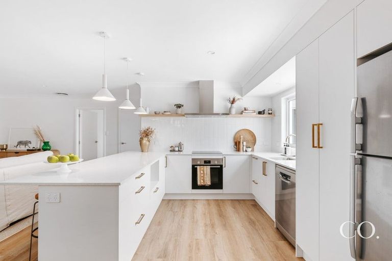 Photo of property in 12 Stableford Drive, Pyes Pa, Tauranga, 3112