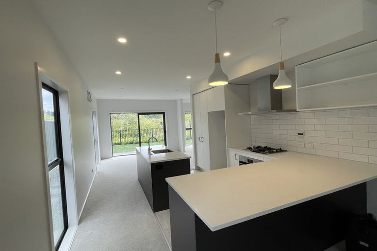 Photo of property in 42 Koreke Close, Kenepuru, Porirua, 5022