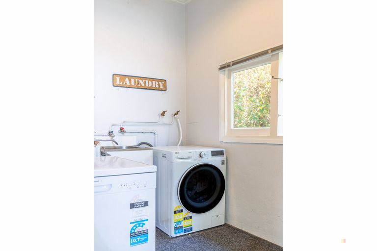 Photo of property in 19 Raymond Street, West End, Timaru, 7910