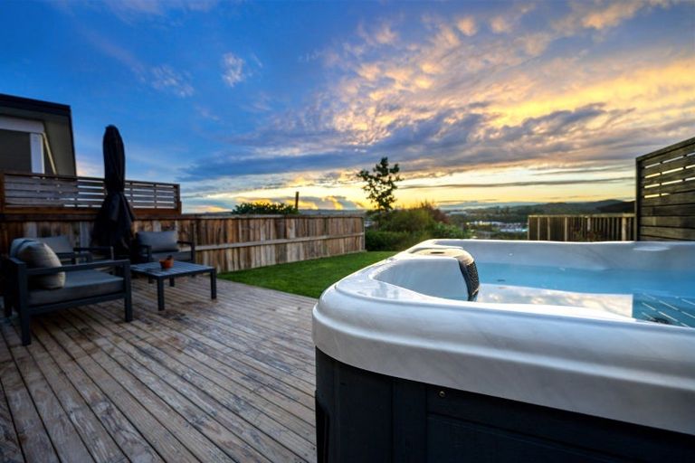 Photo of property in 27 Hastings Road, Pyes Pa, Tauranga, 3112