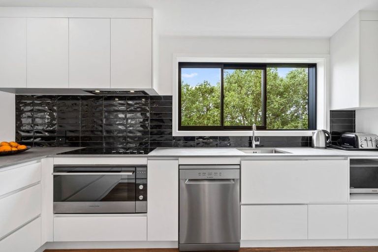 Photo of property in 747 Ngunguru Road, Glenbervie, Whangarei, 0173