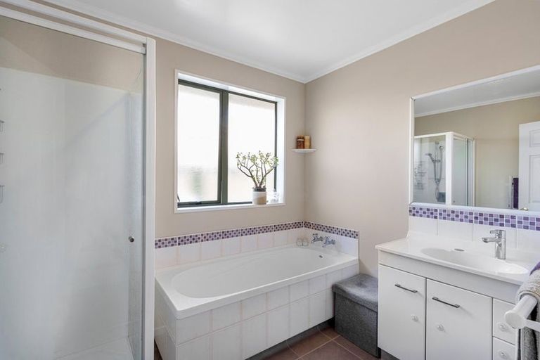 Photo of property in 11 Bluebell Lane, Woolston, Christchurch, 8023