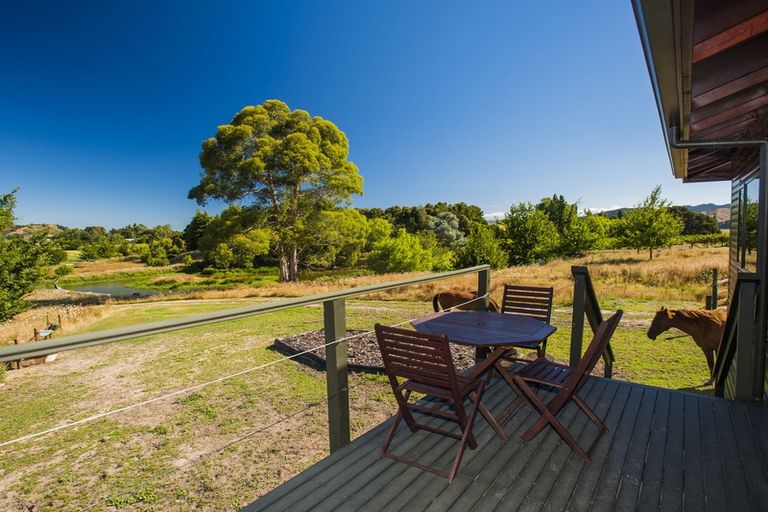 Photo of property in 65b Ngakoroa Road, Ormond, Gisborne, 4071