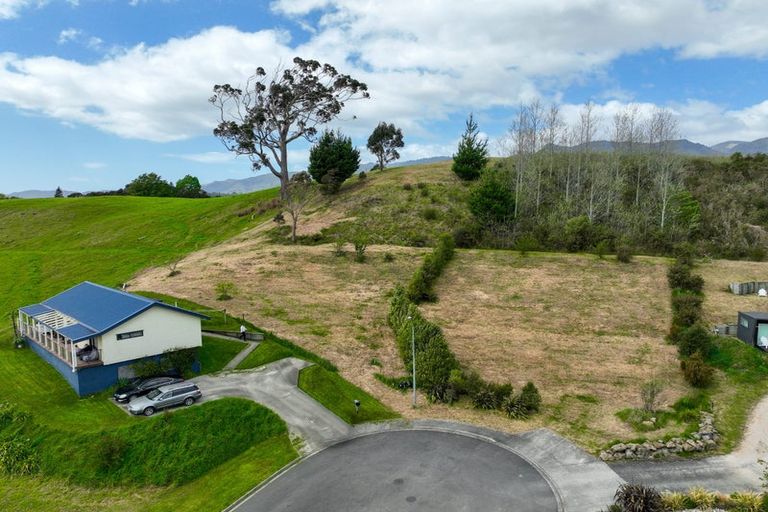 Photo of property in 31 Arapeta Place, Takaka, 7110