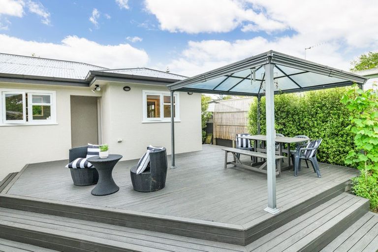 Photo of property in 7 Ihle Street, Terrace End, Palmerston North, 4410