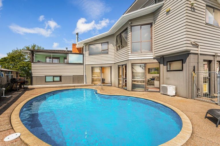 Photo of property in 24 Verbena Road, Birkdale, Auckland, 0626