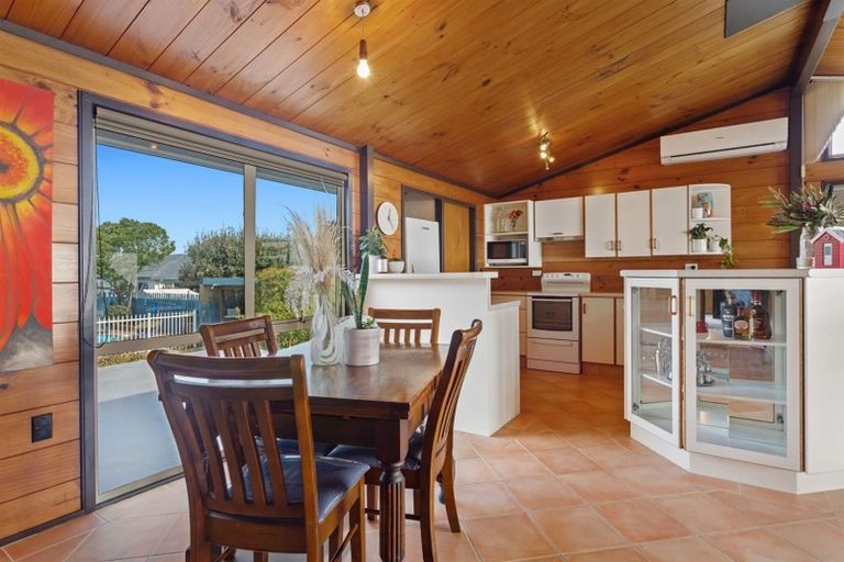 Photo of property in 220 Ocean Road, Ohope, 3121