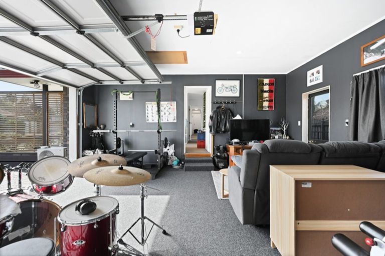 Photo of property in 27 Halcione Close, Flagstaff, Hamilton, 3210