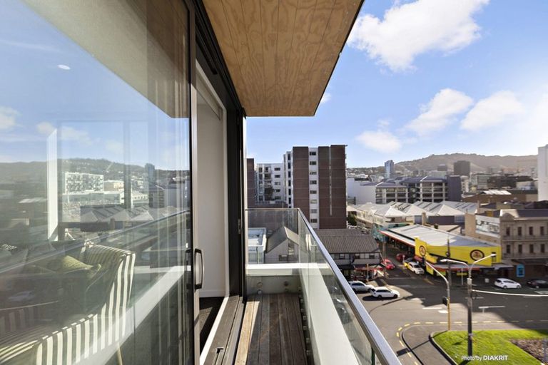 Photo of property in Alpha Apartments, 703/4 Elizabeth Street, Mount Victoria, Wellington, 6011