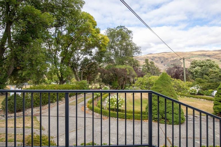 Photo of property in 124 Roxburgh Road East, Roxburgh East, Roxburgh, 9571