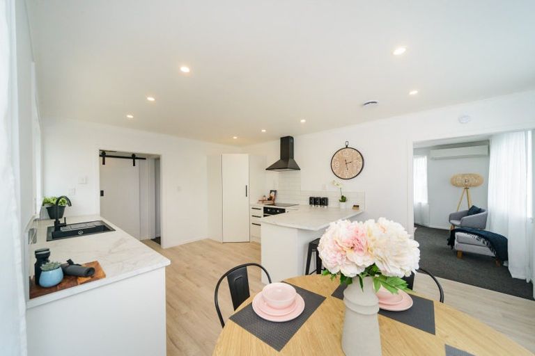 Photo of property in 6 Coventry Street, Highbury, Palmerston North, 4412