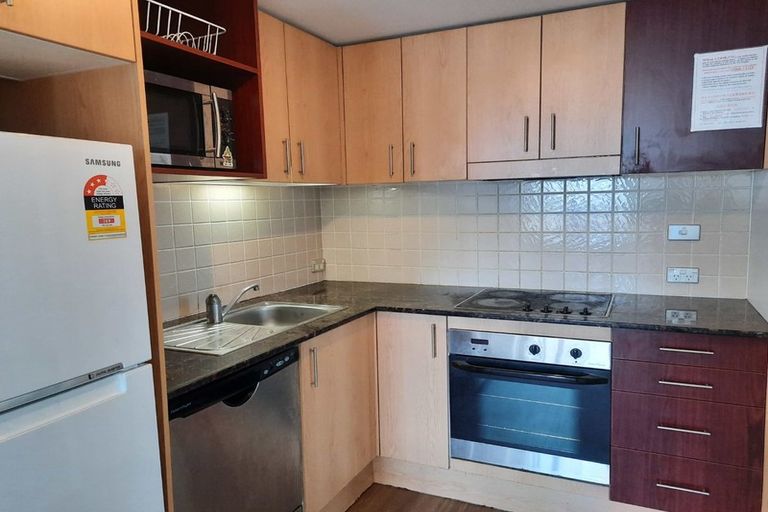 Photo of property in Sapphire Apartments, 811/76 Wakefield Street, Auckland Central, Auckland, 1010