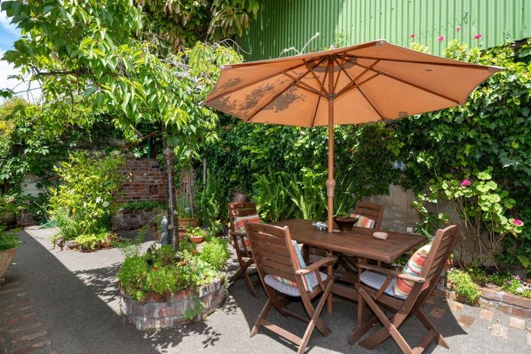 Photo of property in 7 Lincoln Road, Bluff Hill, Napier, 4110