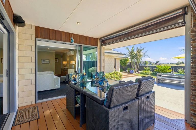 Photo of property in 82 Palm Springs Boulevard, Papamoa Beach, Papamoa, 3118