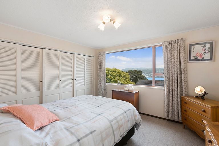 Photo of property in 20 Glendevon Place, Vauxhall, Dunedin, 9013
