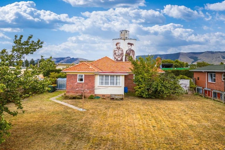 Photo of property in 4 Dash Street, Waimate, 7924